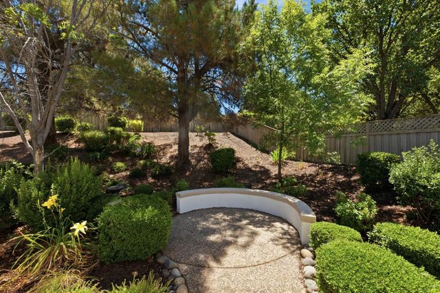 869 Greenridge Ct, Lincoln, CA 95648
