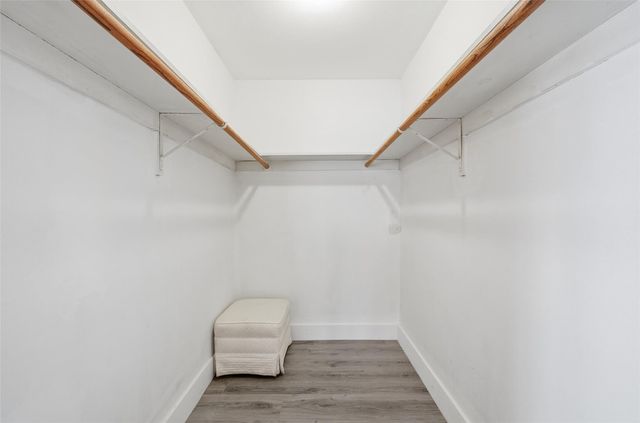 5651 NE 16th Avenue, Fort Lauderdale, FL 33334