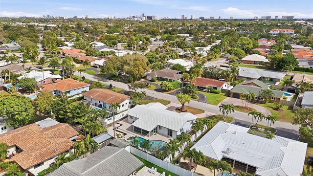 5651 NE 16th Avenue, Fort Lauderdale, FL 33334