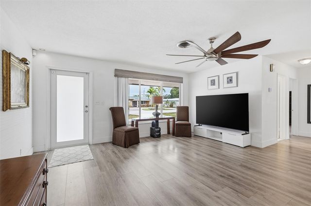 5651 NE 16th Avenue, Fort Lauderdale, FL 33334