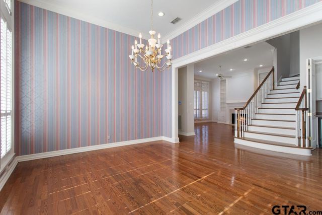 3308 Greenoak Place, Tyler, TX 75701