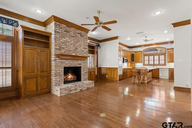 3308 Greenoak Place, Tyler, TX 75701