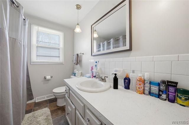 85 South Ellington Avenue, Cheektowaga, NY 14043
