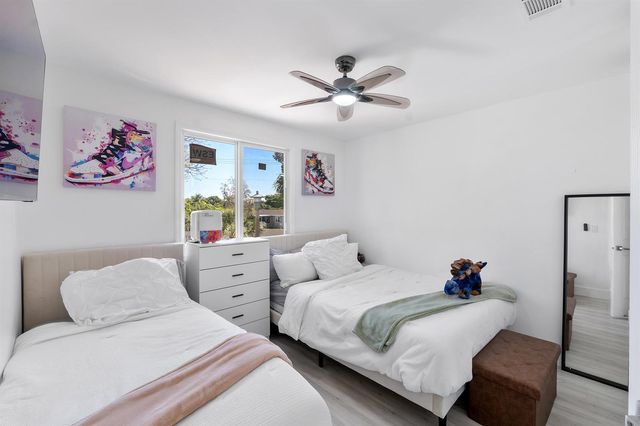 6363 Seagrape Circle, Margate, FL 33063