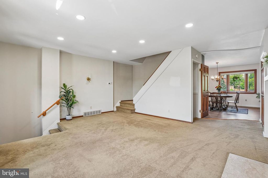 12632 RAMER RD, PHILADELPHIA, PA 19154 — photo 4