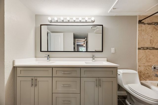 4509 Chapman Street, The Colony, TX 75056