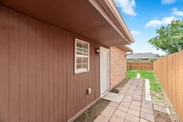 4509 Chapman Street, The Colony, TX 75056