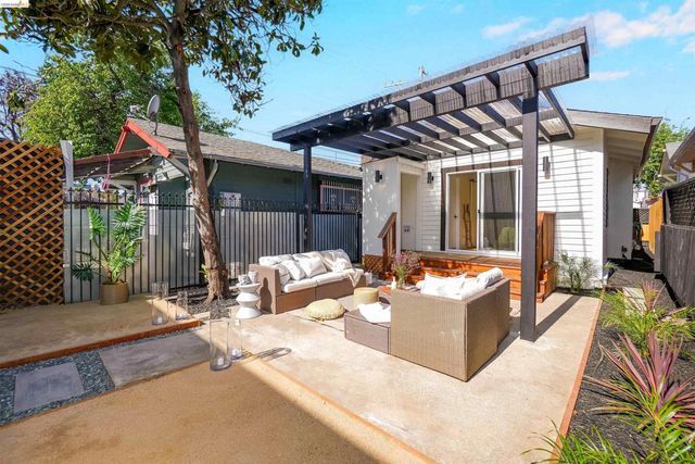 3654 39Th Ave, Oakland, CA 94619