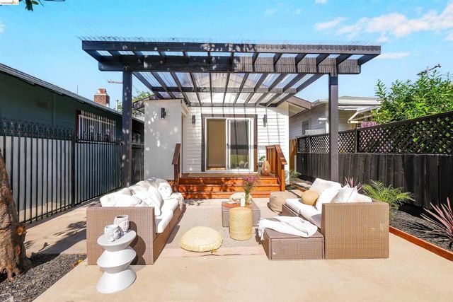 3654 39Th Ave, Oakland, CA 94619