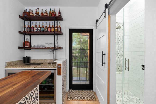 106 Lakota PASS, Austin, TX 78738