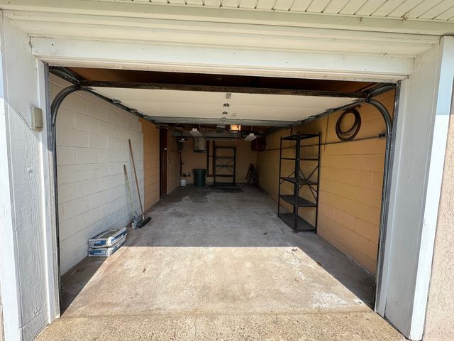 310 Benton Street, Le Claire, IA 52753