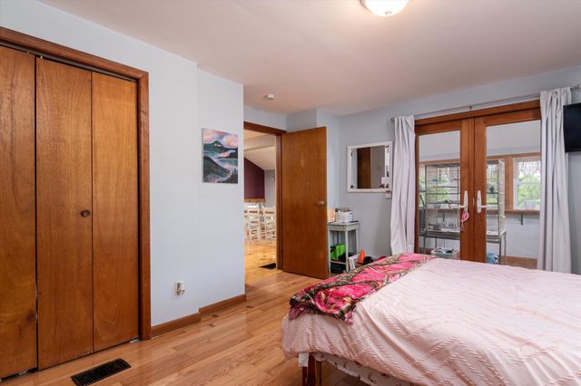 817 York Street Extension, Poultney, VT 05764