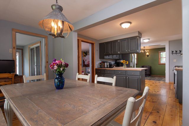 817 York Street Extension, Poultney, VT 05764