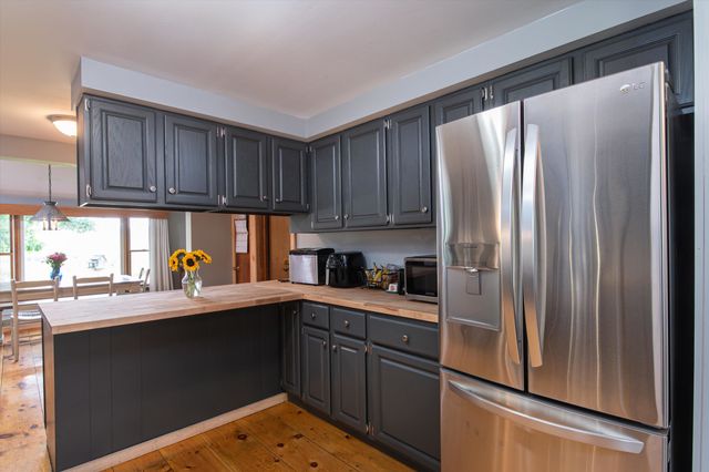 817 York Street Extension, Poultney, VT 05764