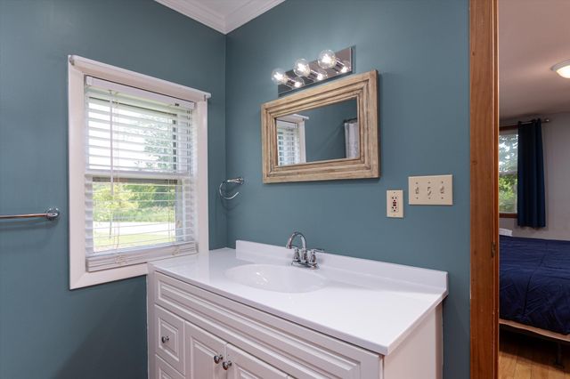817 York Street Extension, Poultney, VT 05764