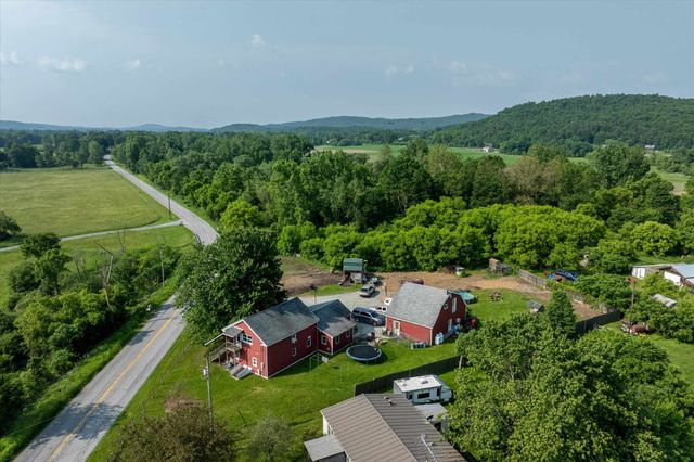 817 York Street Extension, Poultney, VT 05764