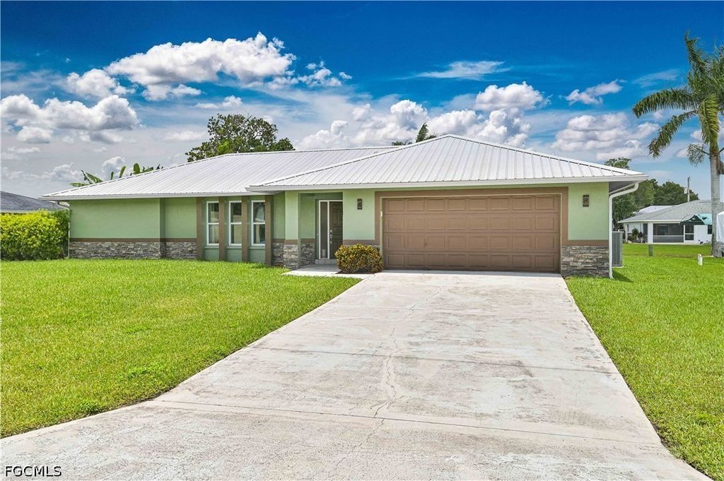 14938 Randolph DR, Fort Myers, FL 33905