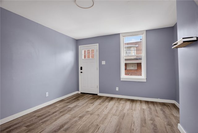 363 44th St, Lawrenceville, PA 15201