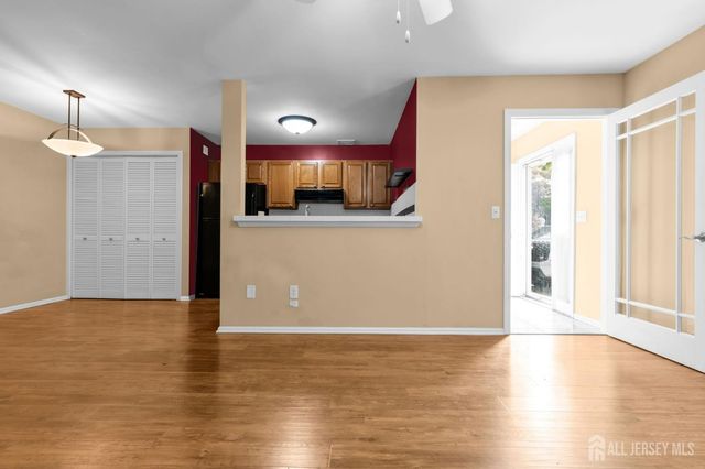 19 Delavan Court, New Brunswick, NJ 08901