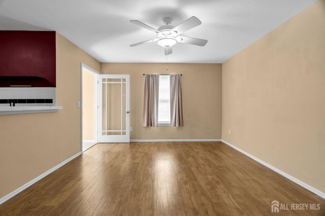 19 Delavan Court, New Brunswick, NJ 08901