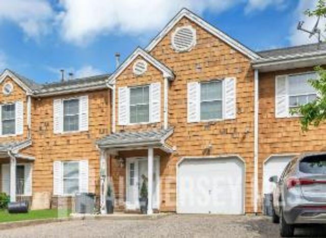 19 Delavan Court, New Brunswick, NJ 08901