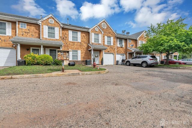 19 Delavan Court, New Brunswick, NJ 08901