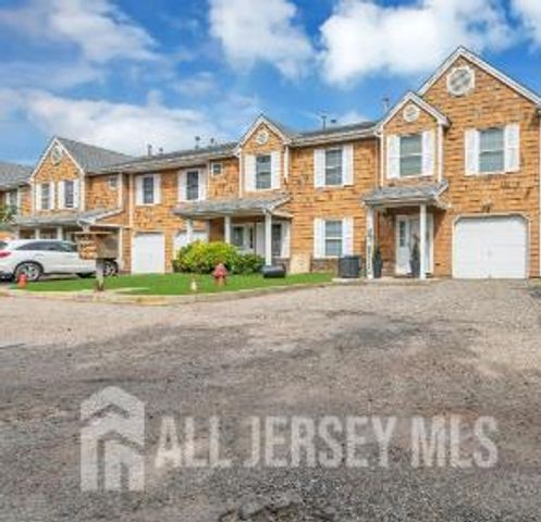 19 Delavan Court, New Brunswick, NJ 08901