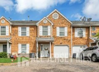 19 Delavan Court, New Brunswick, NJ 08901