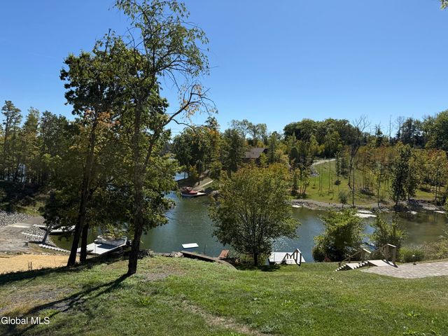 80 Daredevil Drive, Coxsackie, NY 12015