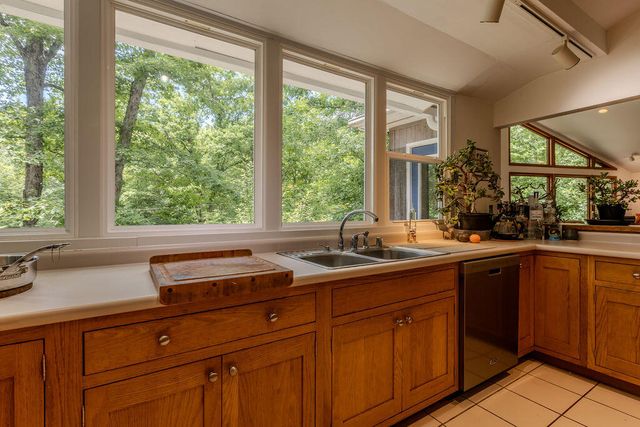 9127 Leatherwood, Salt Lick, KY 40371