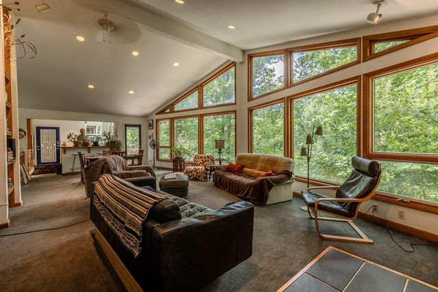 9127 Leatherwood, Salt Lick, KY 40371