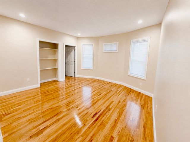 19 Dunlap St 1, Boston, MA 02124