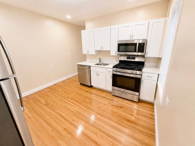 19 Dunlap St 1, Boston, MA 02124