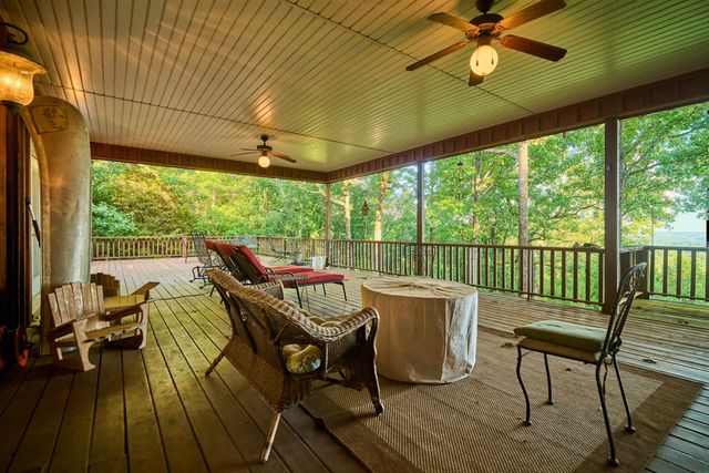 4 Kee Trl, Hardy, AR 72529