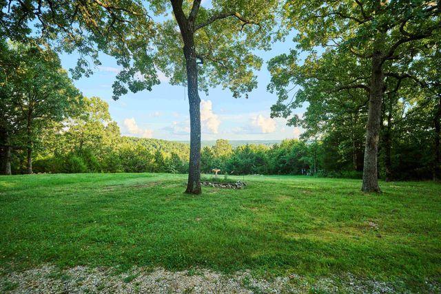 4 Kee Trl, Hardy, AR 72529