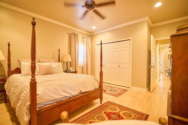 4 Kee Trl, Hardy, AR 72529