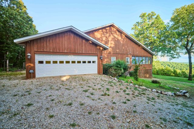 4 Kee Trl, Hardy, AR 72529