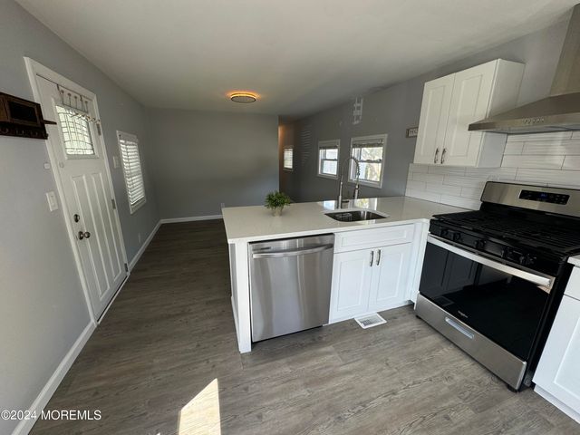 422 4th Street, Jackson, NJ 08527
