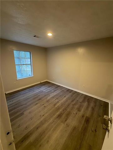 1744 Vauxhall Drive, Lithonia, GA 30058