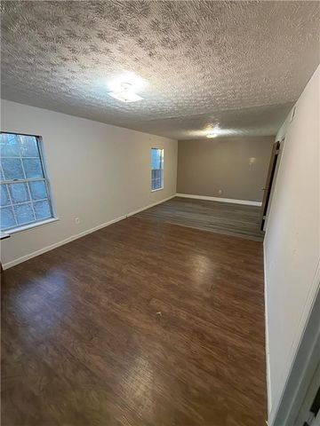 1744 Vauxhall Drive, Lithonia, GA 30058