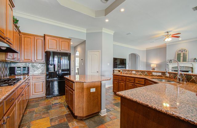 7511 Shadow Terrace Lane, Richmond, TX 77407