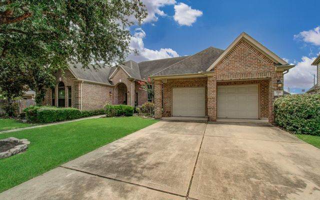 7511 Shadow Terrace Lane, Richmond, TX 77407