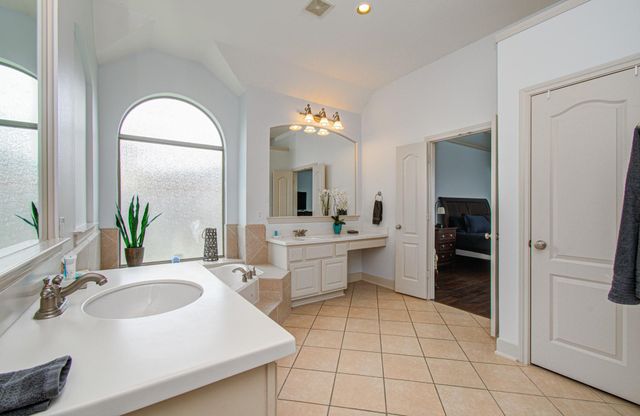 7511 Shadow Terrace Lane, Richmond, TX 77407