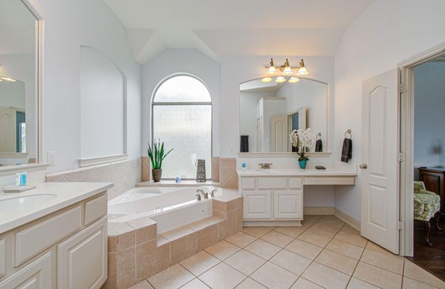 7511 Shadow Terrace Lane, Richmond, TX 77407