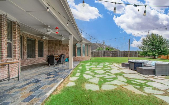 7511 Shadow Terrace Lane, Richmond, TX 77407