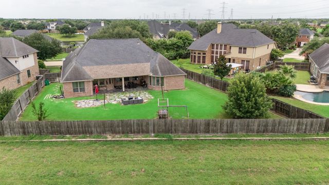 7511 Shadow Terrace Lane, Richmond, TX 77407