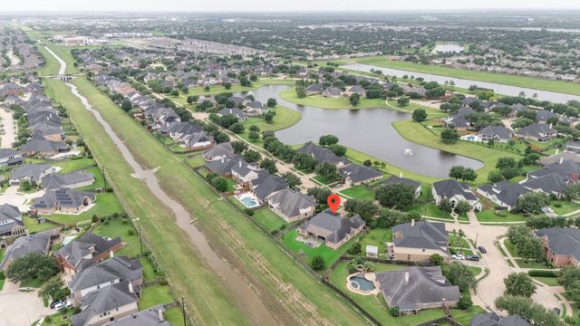 7511 Shadow Terrace Lane, Richmond, TX 77407