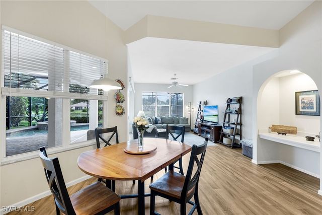 6374 Old Mahogany CT, Naples, FL 34109