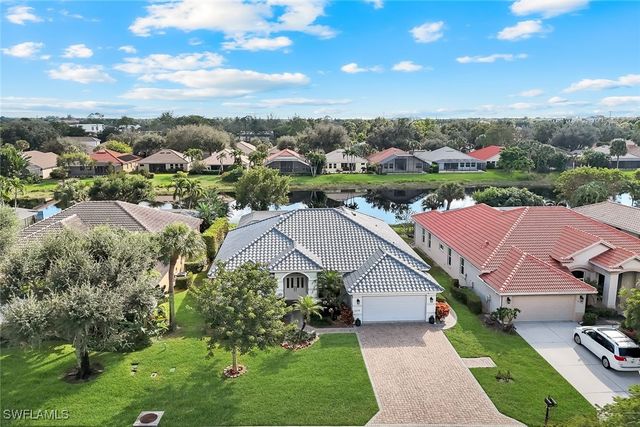 6374 Old Mahogany CT, Naples, FL 34109