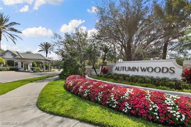 6374 Old Mahogany CT, Naples, FL 34109